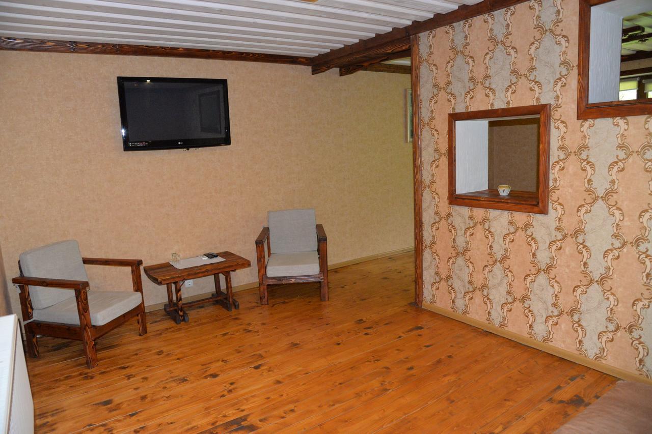 Syni Potoky Motel Svalyava Dış mekan fotoğraf